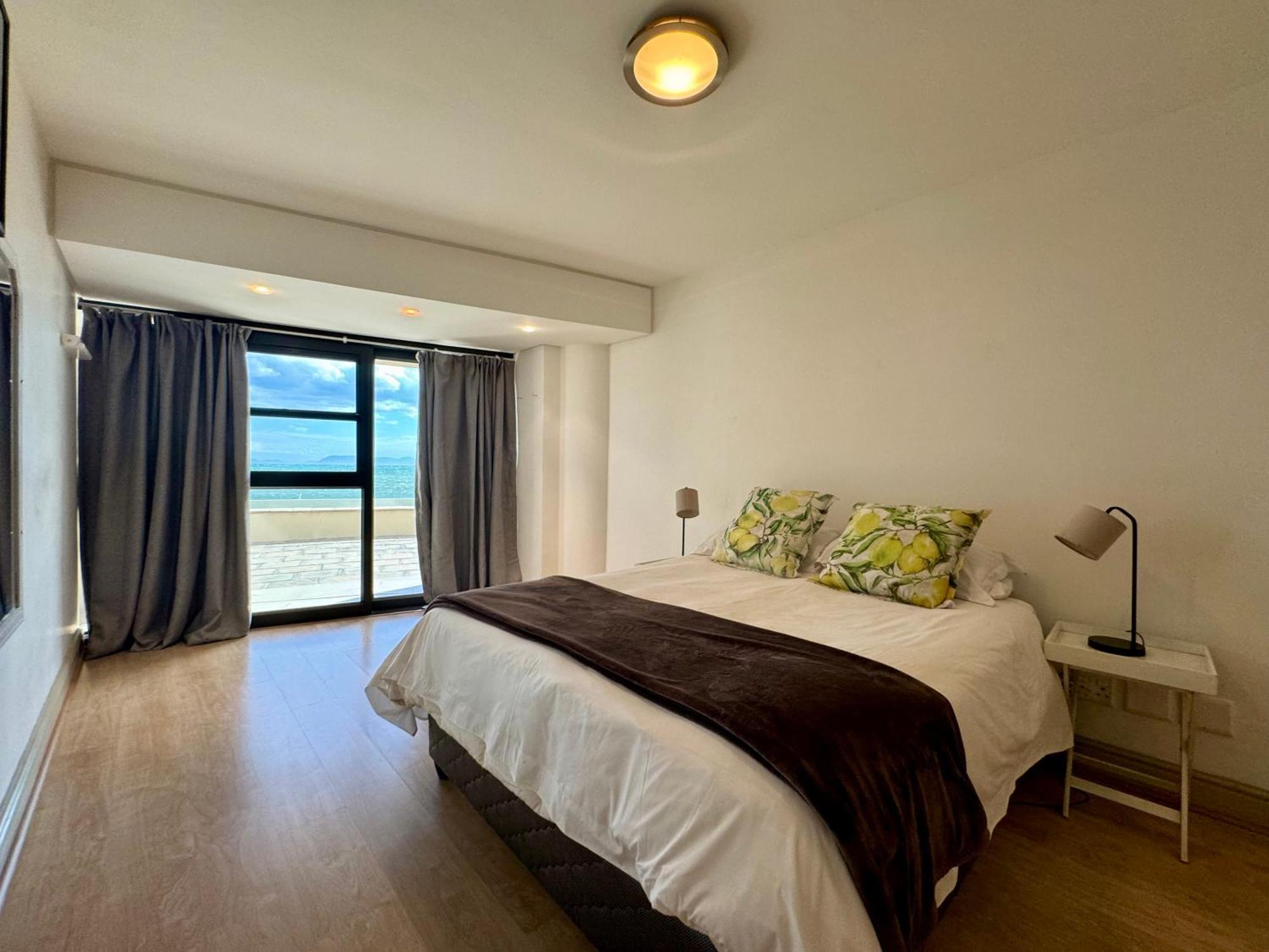 Loddey'S Self Catering Apartments - By Beach Collection 斯特兰德 外观 照片