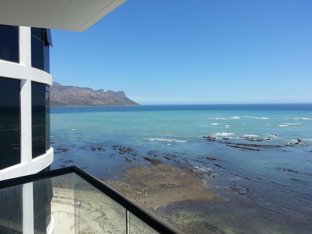Loddey'S Self Catering Apartments - By Beach Collection 斯特兰德 客房 照片